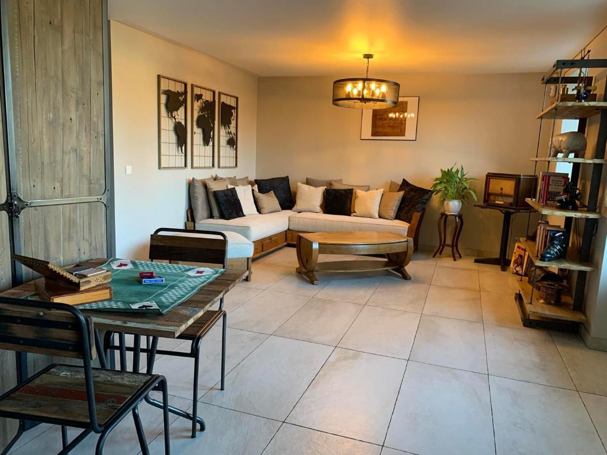 Le Paon Bleu Annecy Poisy Bed & Breakfast Exterior photo